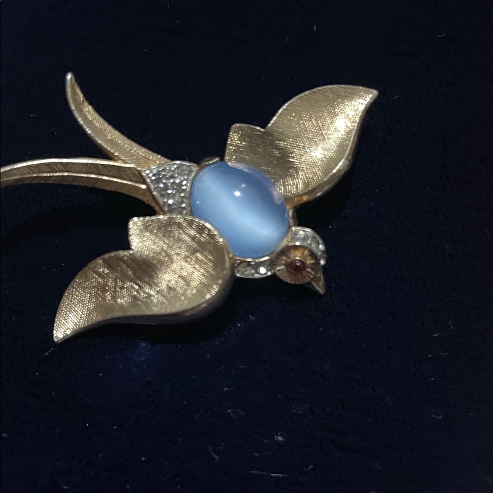 Jelly Belly Brooch Blue Bird by Alfred Philippe Gold and Blue Bird Brooch